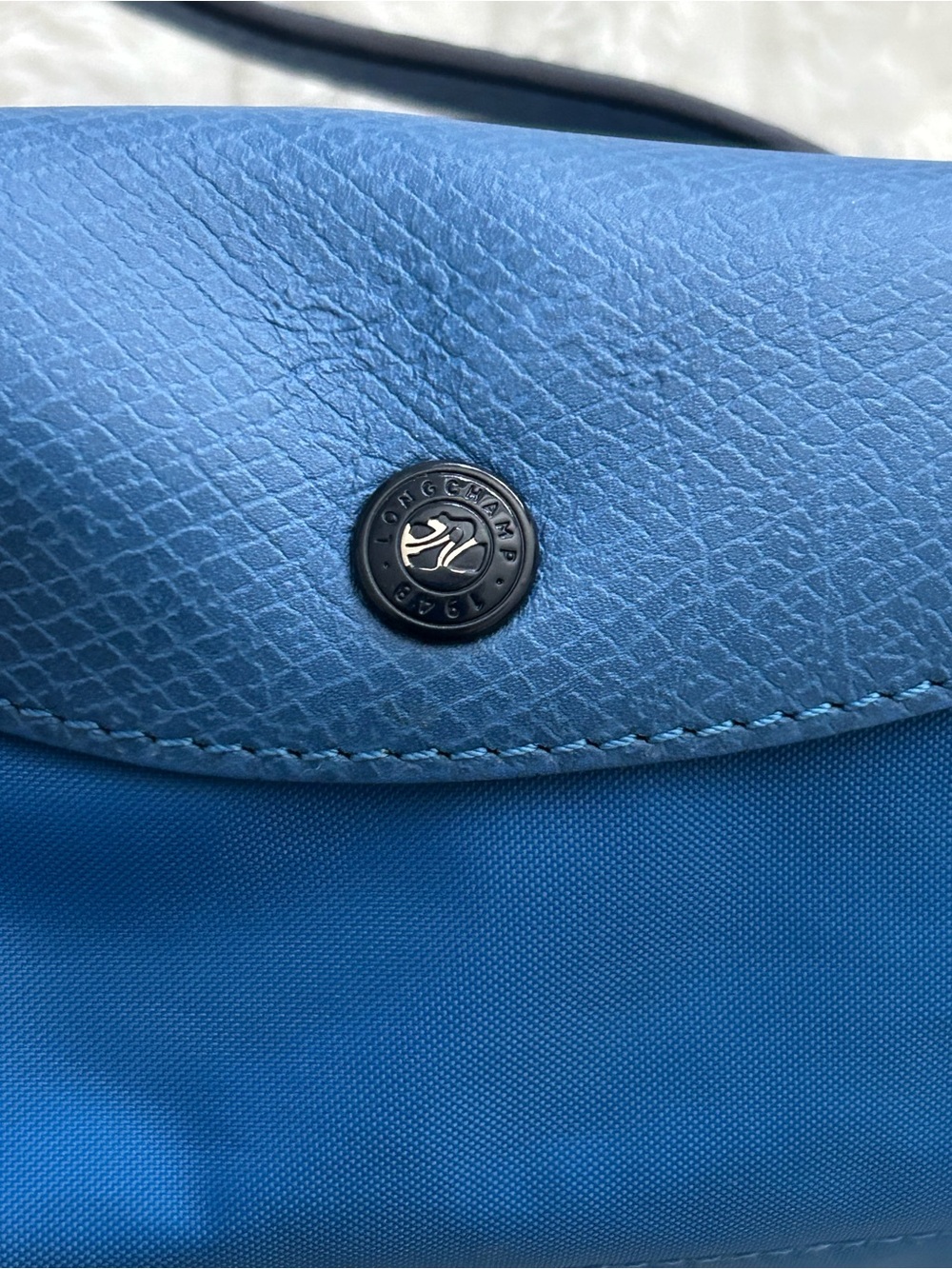 Longchamp Medium Le Pliage Blue Nylon Tote - Picture 4 of 12